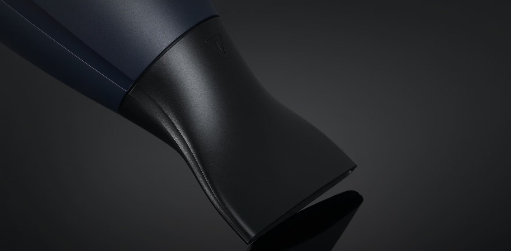 SÈCHE-CHEVEUX PROFESSIONNEL HELIOS - BLEU MARINE